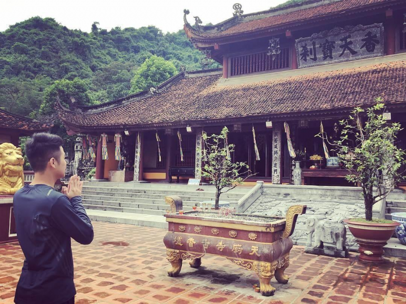 Thật nghĩa Đi Chùa